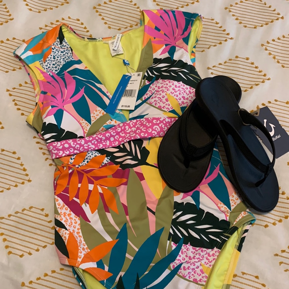 BLEU ROD BEATTIE - Wild At Heart Cap Sleeve One Piece, Size 6